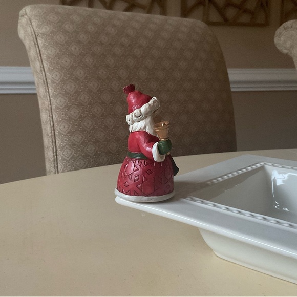 “Wood Carved” Christmas Santa With Bell and Bag Platter Decoration - Picture 4 of 6